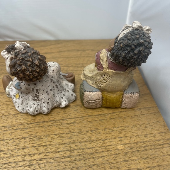 Vintage c.1995 Martha Holcombe Figurine's, God is Love set of 7 - Picture 5 of 14